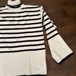 Bell sleeved sweater